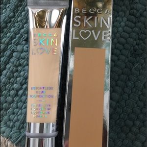BECCA Skin Love Foundation Shade: Noisette
